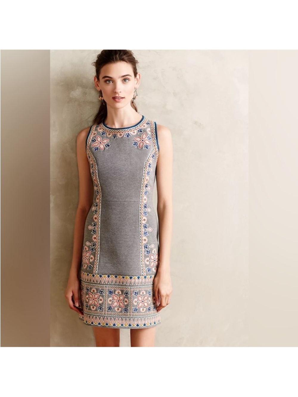 Maeve Gray Embroidered Sleeveless Shift Dress with Pink and Cream Motifs Size 4